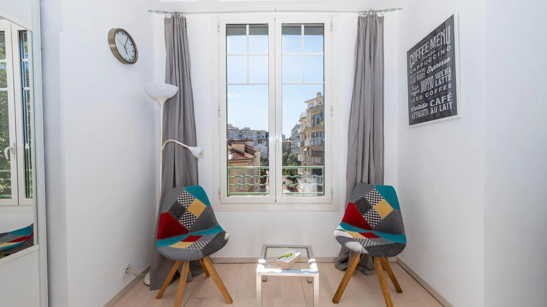 Cannes 3 Bedroom 3 Bath Close To Palais & Croisette By Olam Properties 0*,