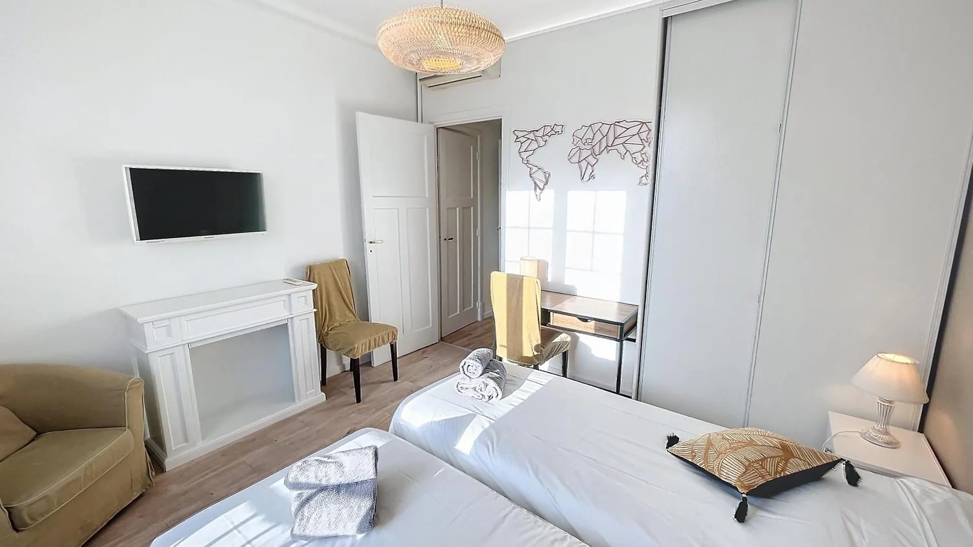 Cannes 3 Bedroom 3 Bath Close To Palais & Croisette By Olam Properties 0*,
